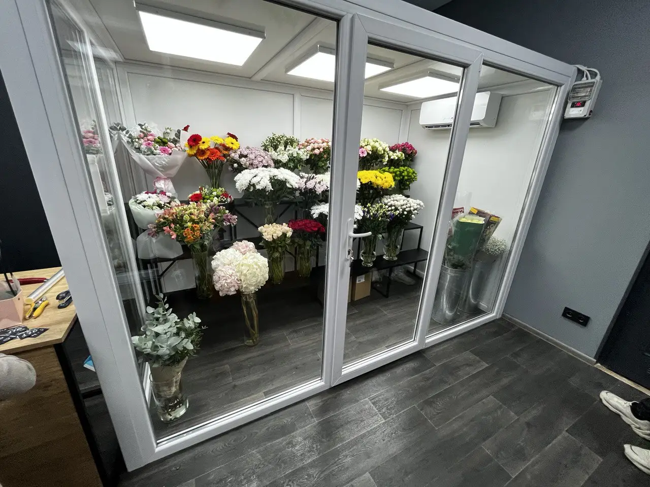 Камера зберігання квітів. Квіткові магазини.