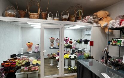 Камера зберігання квітів. Квіткові магазини.
