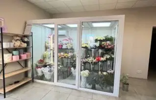 Витрина холодильник для цветов. Система охлаждения цветочной камеры “Flower-clima” фото