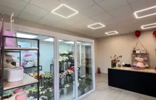 Свіжість квітів надовго: Чому холодильні камери стали must-have для флористів.