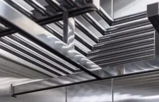 Холодильник для хранения шуб в шубной комнате.